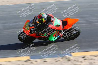 media/Jan-14-2024-SoCal Trackdays (Sun) [[2e55ec21a6]]/Turn 10 Inside (110pm)/